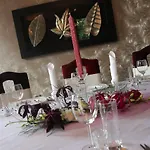Luzycki & Restauracja מוטל