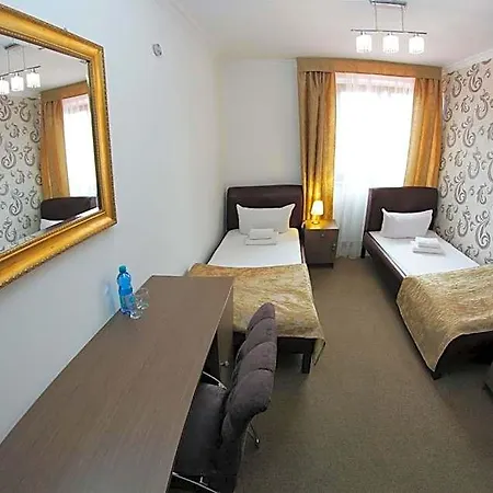 汽车旅馆 Luzycki & Restauracja 3*