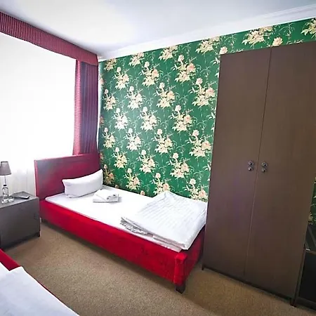 汽车旅馆 Luzycki & Restauracja 卢班