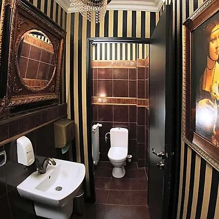 Luzycki & Restauracja 3* 卢班