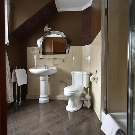 Luzycki & Restauracja Motel 3*