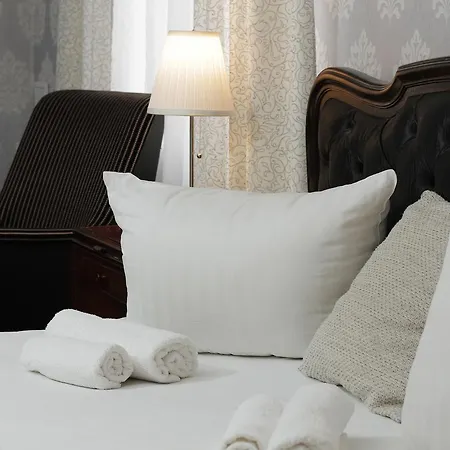 Motel Luzycki & Restauracja 3*