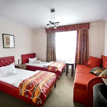 Luzycki & Restauracja Motel 3*