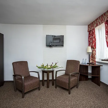 Luzycki & Restauracja Luban (Luban)