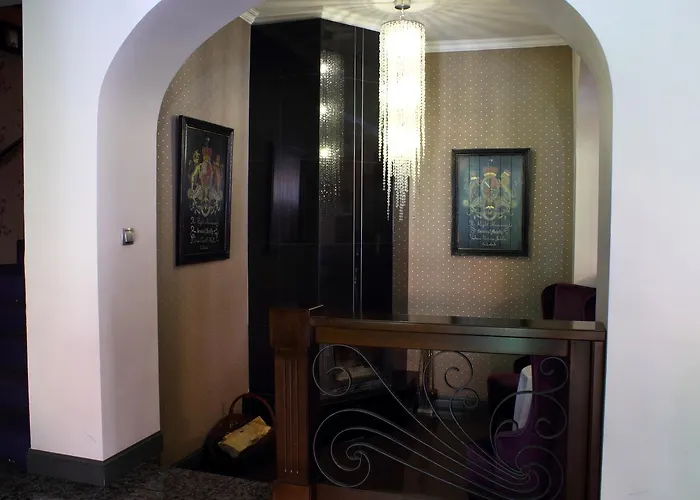 Luzycki & Restauracja 3*