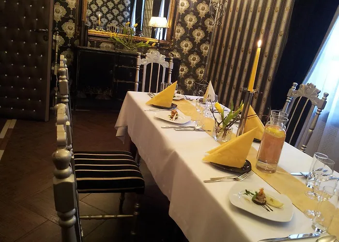 Luzycki & Restauracja 3* Luban (Luban)