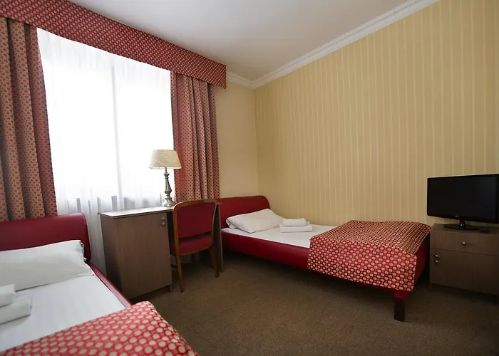 Luzycki & Restauracja 3*