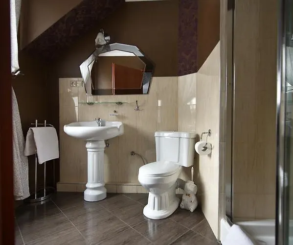 Luzycki & Restauracja Motel 3*